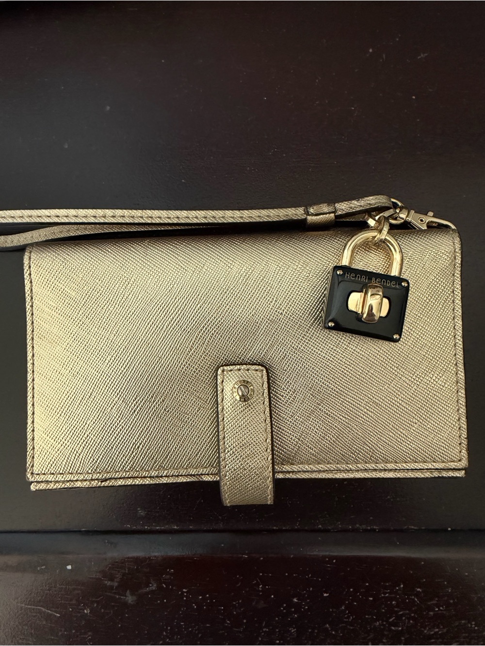 Henri Bendel Metallic Gold Leather Wristel Wallet with Signature Lock NWOT